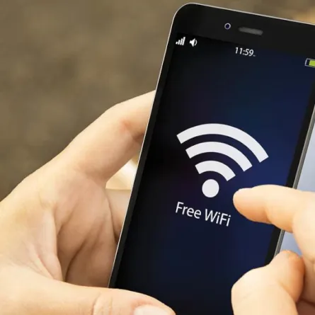 حماية البيانات عند استخدام شبكات "الواي فاي" العامّة 
