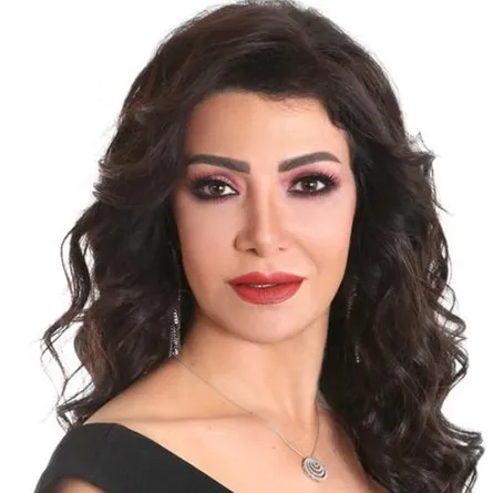 لقاء سويدان تطلب الدعاء لها ودعم الجمهور في محنة مرضها الشديدة