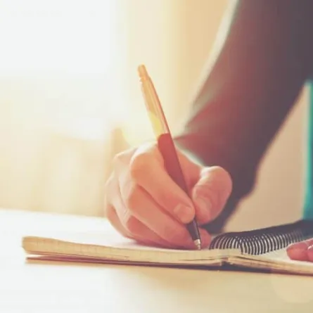 مؤسسة الإمارات للآداب تُطلق مسابقة كتابة القصة