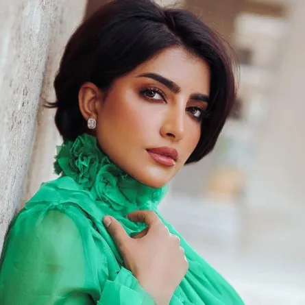 شاهد.. بثينة الرئيسي تنجو من حريق نتيجة ماس كهربائي