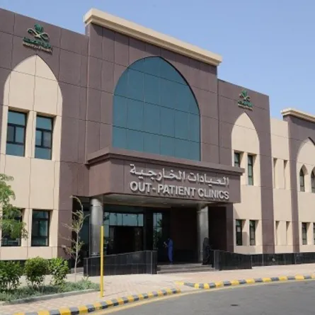  عمل رقعة من المثانة وتوصيلها بالحالب في مستشفى شرق جدة