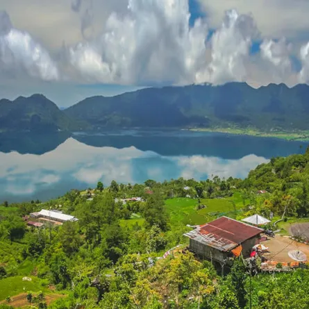 معالم سياحية تستحق الزيارة في اندونيسيا