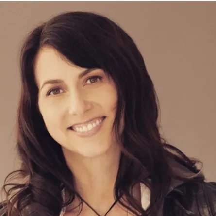 طليقة جيف بيزوس تتبرع بأكثر من ملياري دولار