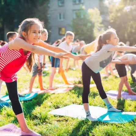 احتفالا باليوم العالمى لليوجا احتفالية شابة فى مركز الطفل للحضارة والإبداع