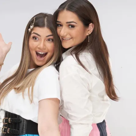 ليلى زاهر تحتفل بميلاد شقيقتها ملك: ربنا يحمينا من العين