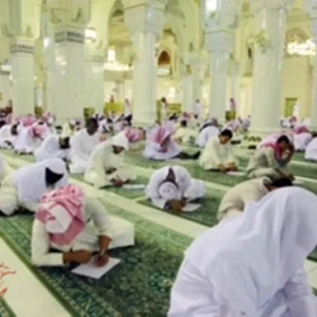 كلية الحرم المكي الشريف تنظم مسابقة نوعية للطلاب