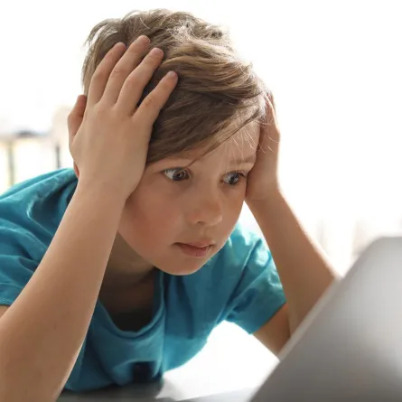 "سلامة الطفل" تجمع الأطفال في حوار توعوي لمواجهة التنمر الإلكتروني