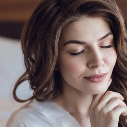 العناية ببشرة العروس من الصباح حتى المساء