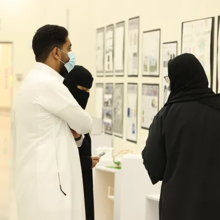  معرض ضمن تخريج الدفعة الأولى من برنامجي العمارة والتصميم الداخلي