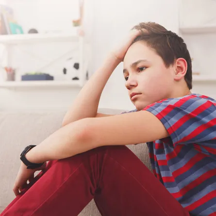 خطوات لرعاية المراهق بعد افتقاد الأب