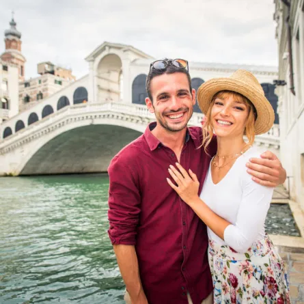 لحظات رومانسية لا تنتسى في البندقية