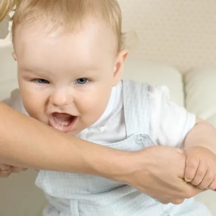 كيفية إيقاف الأطفال عن العض 