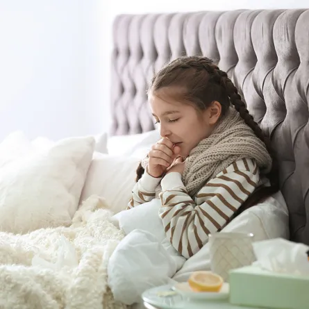 علاج السعال عند الأطفال بالأعشاب