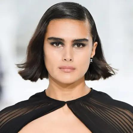 موضة مكياج صيف 2021 من العروض العالمية