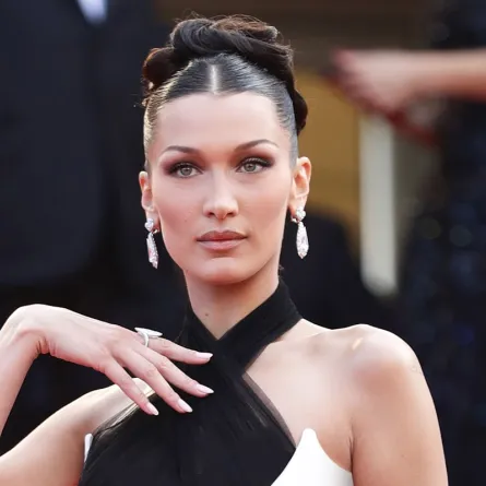 شاهدي أجمل مجوهرات النجمات في حفل افتتاح مهرجان كان السينمائي