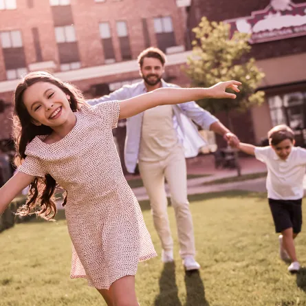 طرق لبناء علاقة إيجابية مع طفلك