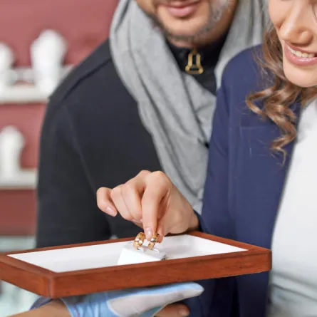 فن الاتيكيت في حفلات الخطوبة