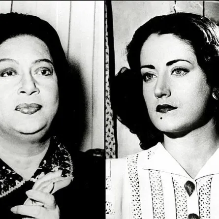 الرئيس الفرنسي يزور معرضاً عن أم كلثوم وأسمهان وفيروز في باريس