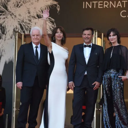 مهرجان كان السينمائي يشهد مزيداً من الإطلالات اللافتة