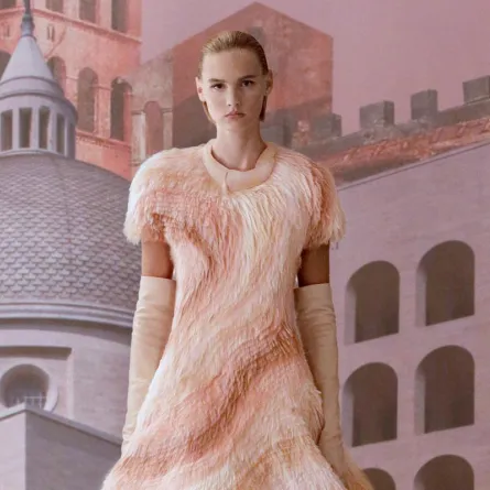 فندي يختتم أسبوع الموضة الفرنسية ويكرّم روما