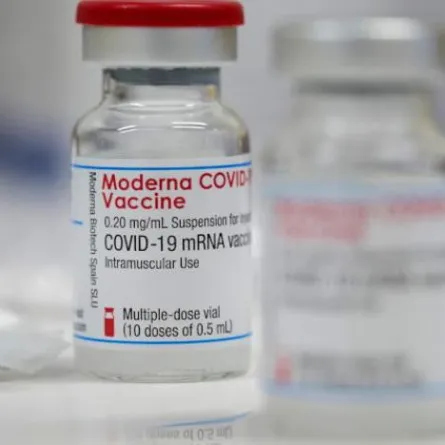 الغذاء والدواء السعودية توافق على تسجيل لقاح كورونا موديرنا