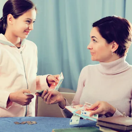 طرق تعليم الأطفال الادخار 