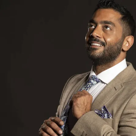 بالفيديو: أحمد فلوكس يكشف حقيقة زواجه 15 مرة وندمه بعد طلاق هنا شيحة