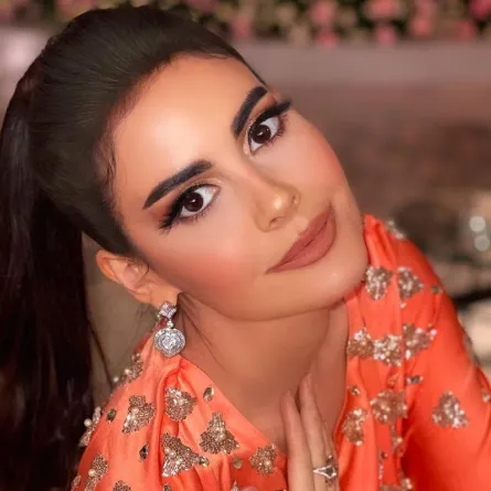 تمارا القباني بمجوهرات فاخرة مرصّعة بالألماس