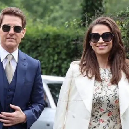 توم كروز يصطحب حبيبته الجديدة هايلى أتويل فى بطولة ويمبلدون للتنس