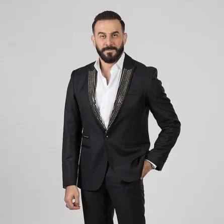 شاهد.. والدة قصي خولي اتصلت بـ رندة كعدي خلال عرض "عشرين عشرين".. فماذا دار بينهما؟