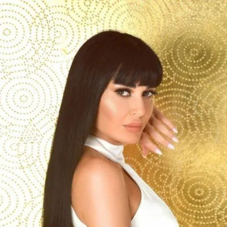 بالصور سيرين عبد النور تتألق بأحدث «نيو لوك» شعر من مسلسلها «دور العمر»