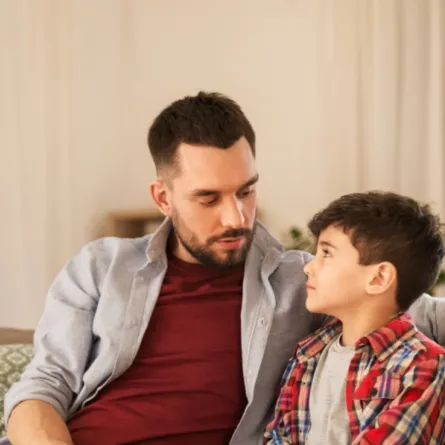 كيفية التعامل مع الكذب عند الأطفال