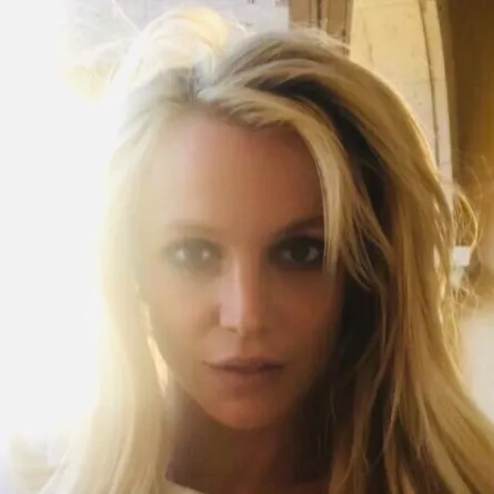 بريتني سبيرز ترفض الغناء تحت وصاية والدها