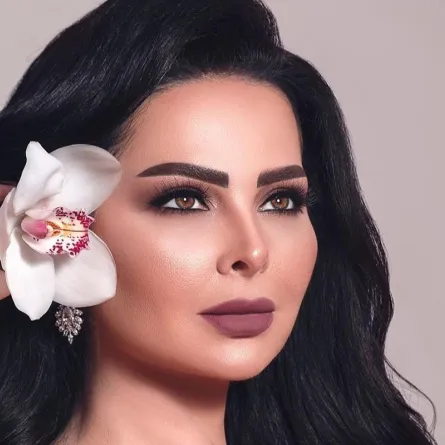 بالصور.. ديانا كرزون تعايد المتابعين وتظهر صورة طفلتها