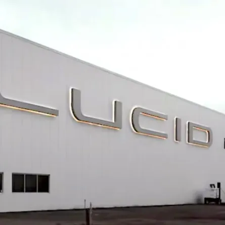 بدء تداول سهم لوسيد وأرباح قياسية لصندوق الاستثمارات السعودي