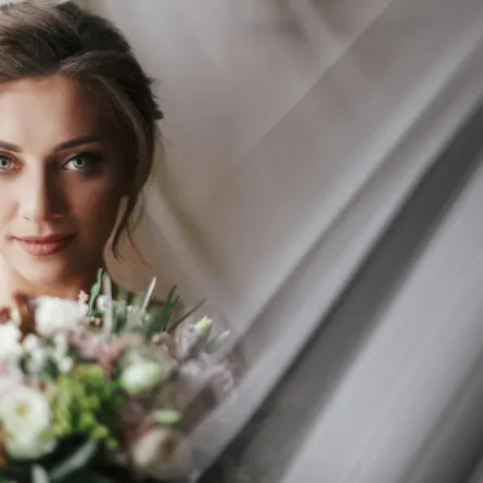 مكياج عرسك حسب شهر ميلادك