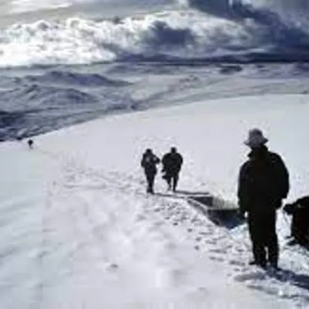 اكتشاف عشرات الفيروسات مجمدة في نهر بالصين منذ 15 ألف عام