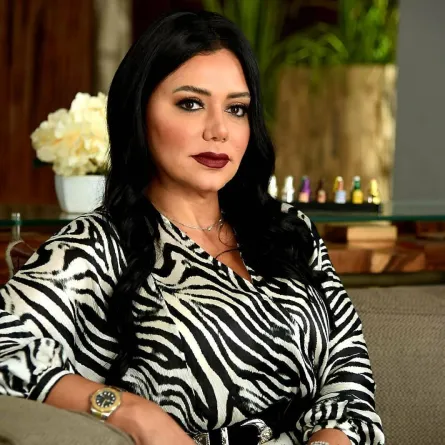 تأجيل محاكمة رانيا يوسف بتهمة السب والقذف