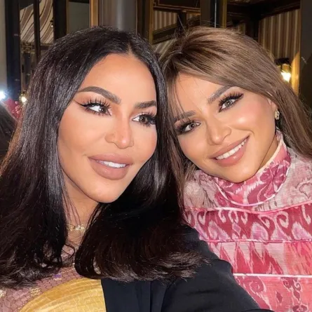 نهى نبيل تنشر صورًا تجمعها مع أحلام  