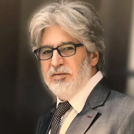 بالصور .. هذا ما قاله عباس النوري بعد مرور 32 عاماً على زواجه 