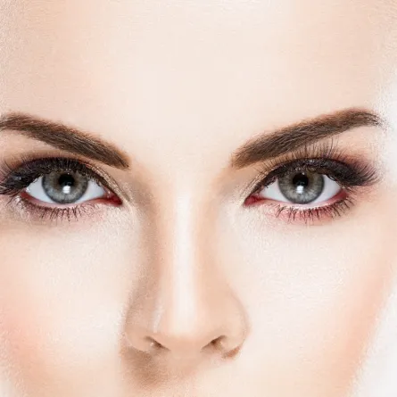 الماسكرا الشفافة وكيفية استعمالها