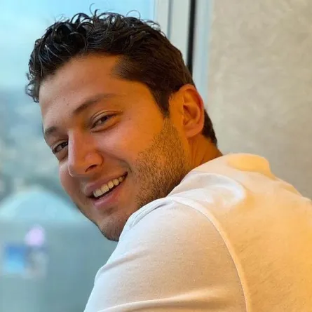 أنس طيارة يعاني في "سنوات الحب والرحيل" والرومانسية لا تغيب عن العمل