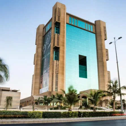 أمانة جدة تباشر تطبيق اشتراط التحصين لدخول المباني والبلديات التابعة 