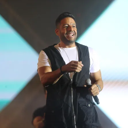 بحضور كامل العدد.. محمد حماقي يفتتح باكورة حفلات صيف الشرقية 2021