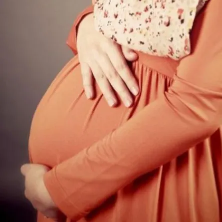 خبيرة تغذية تحذر الحامل من هذه المشروبات