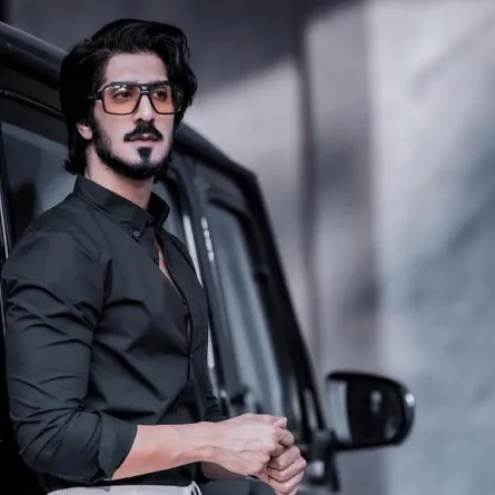 "عفواً" لـ عبد الله عبد العزيز ضمن الأغاني الأكثر استماعاً في السعودية و9 دول عربية