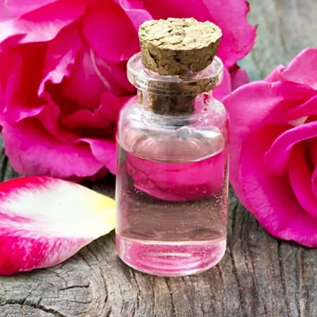 فوائد ماء الورد للحامل