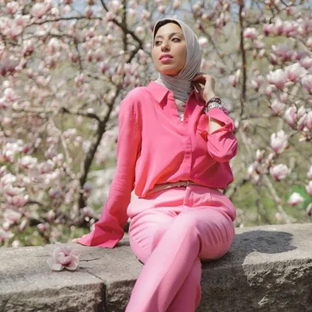 كيفية تنسيق البنطلون الضيق مع إطلالاتك اليومية