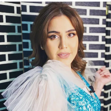 "الفصام" و"نقالة الحجي" جديد الفنانة شوق  