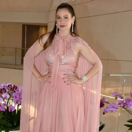 فساتين سهرة راقية من وحي ريا أبي راشد